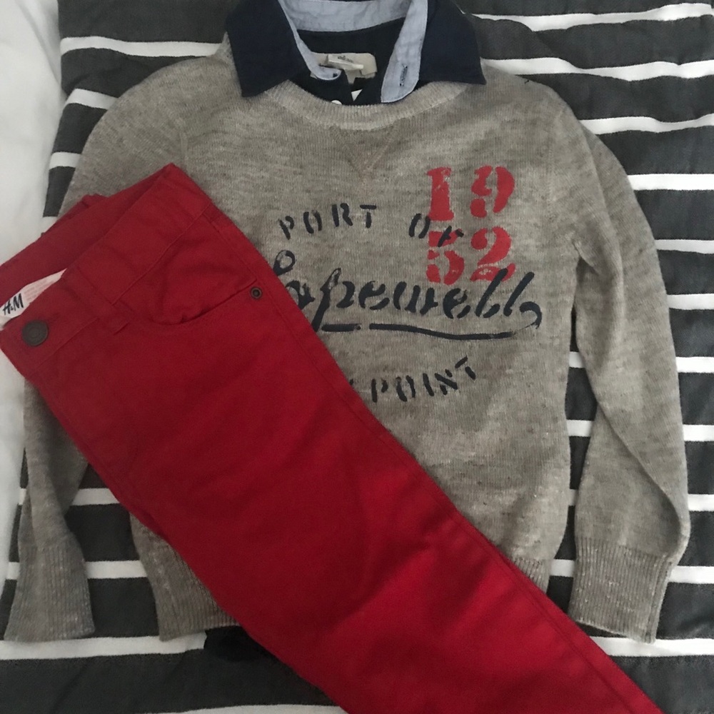 H&M Outfit w/ Sweater, Blue Button Down, & Red Pnt